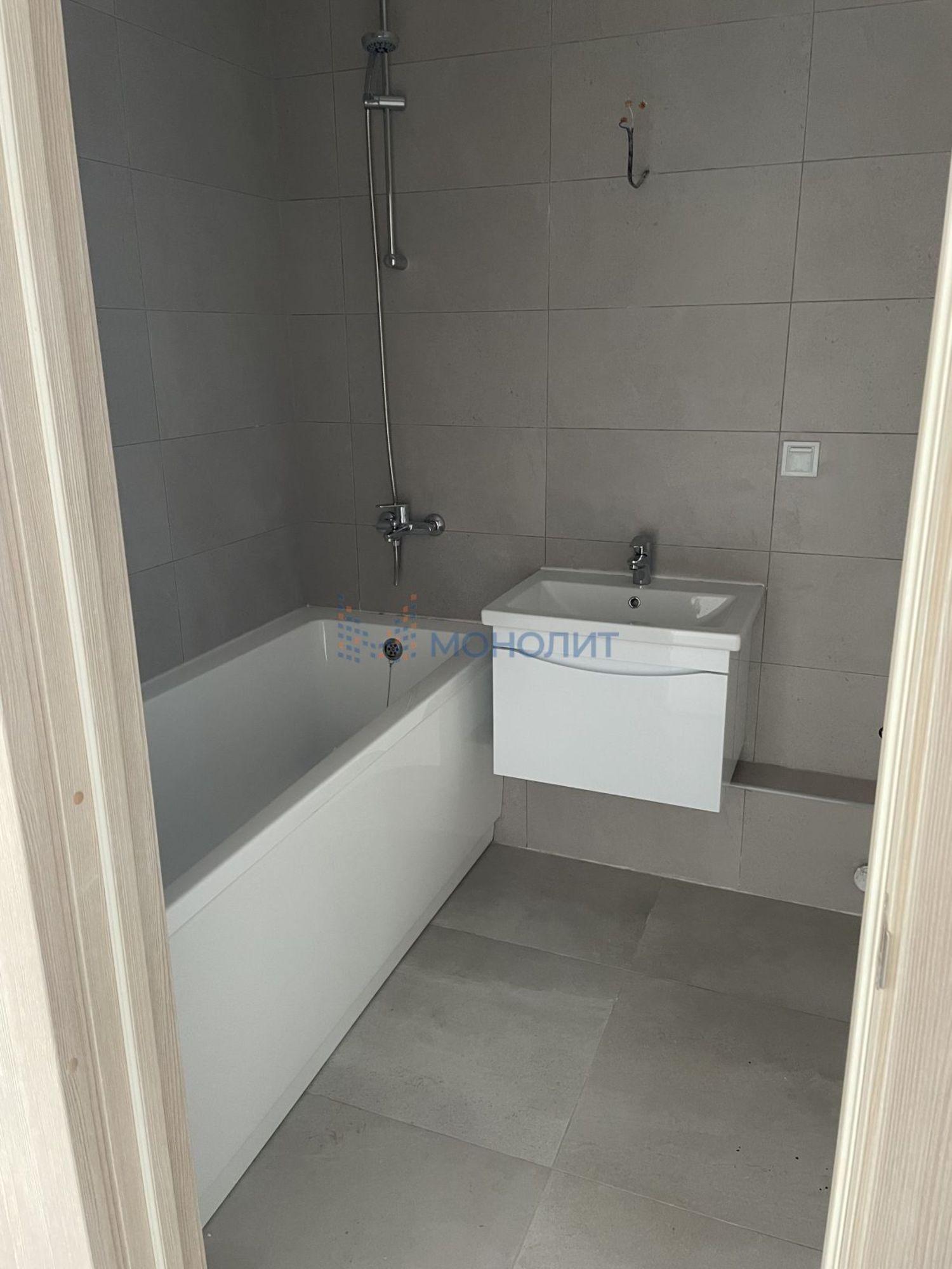 Купить квартиру за 15 133 600 рублей на Кутузова ул, 8