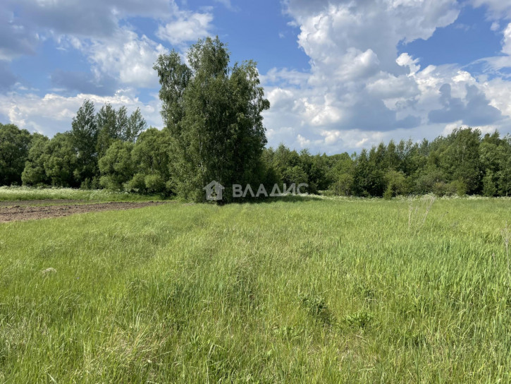 Земельный участок