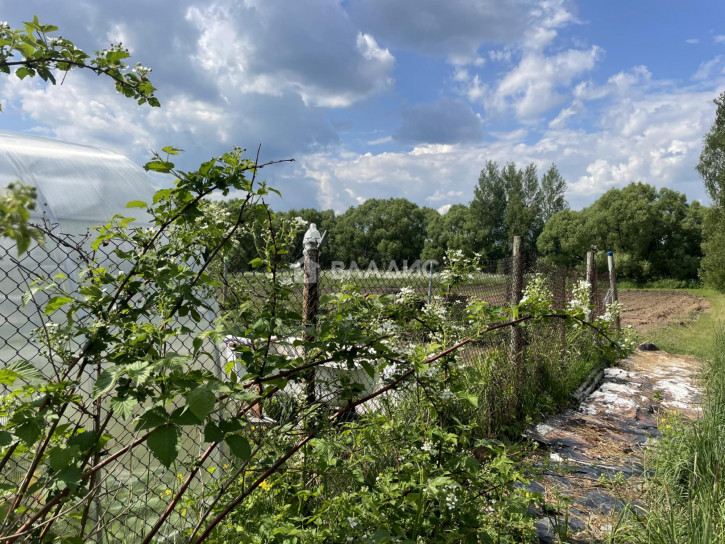 Земельный участок