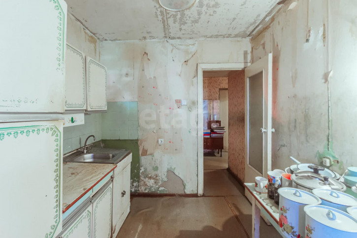 2-комн квартира Ленинградская улица, 75