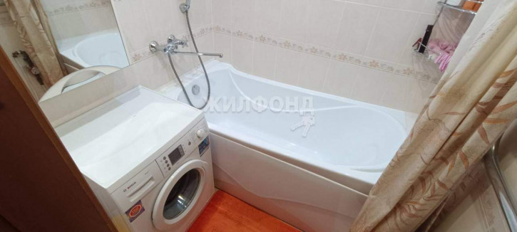 4-комн квартира Вертковская улица, д.40