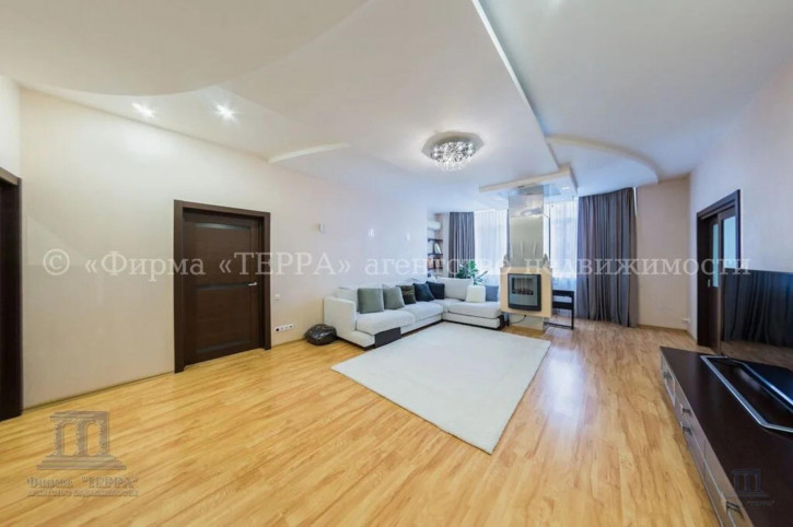 3-комн квартира ул. Текучева, 139В