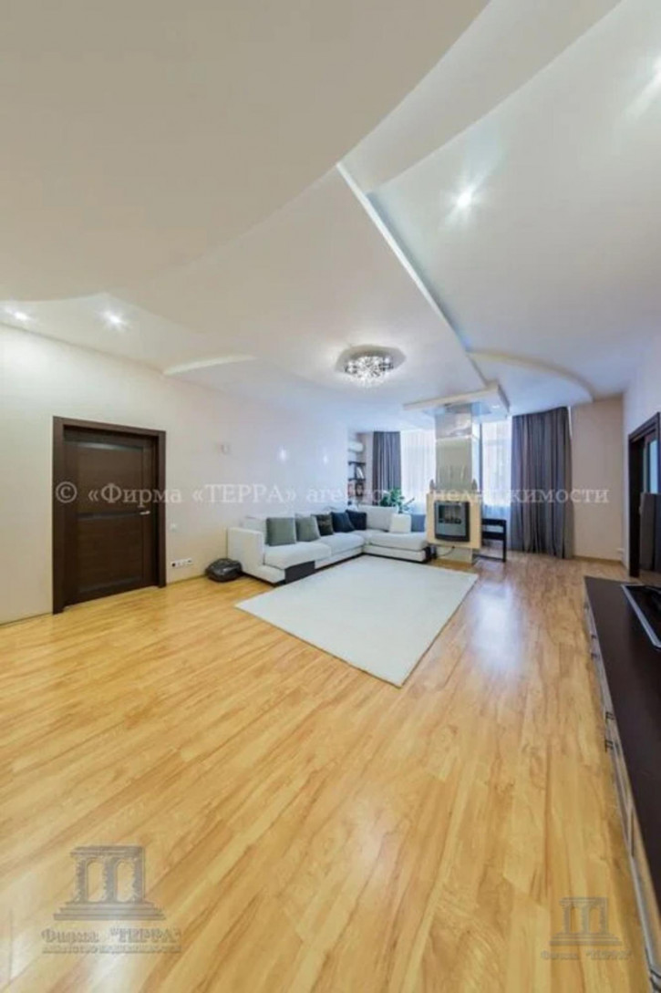 3-комн квартира ул. Текучева, 139В