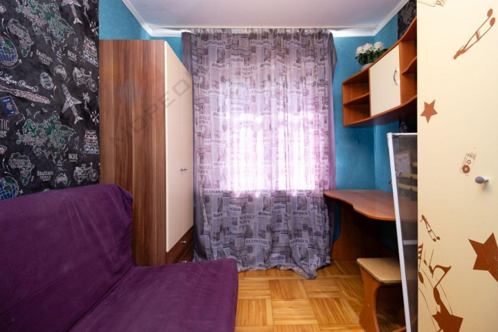 3-комн квартира Симферопольская ул, 38