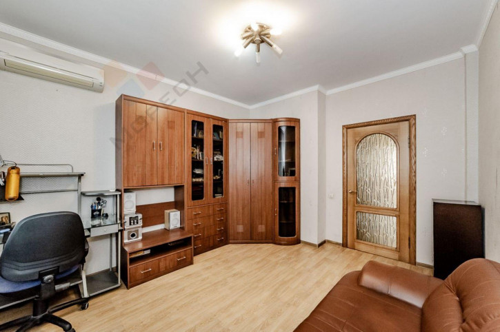 5-комн квартира Московская ул, 63