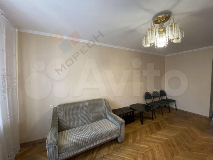 2-комн квартира Седина ул, 43