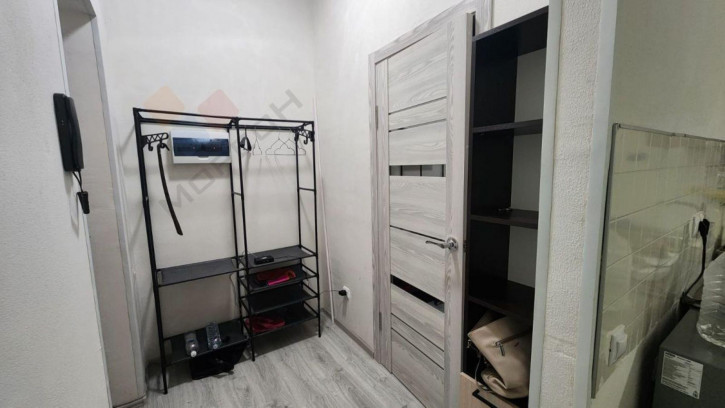 1-комн квартира Генерала Петрова, 11