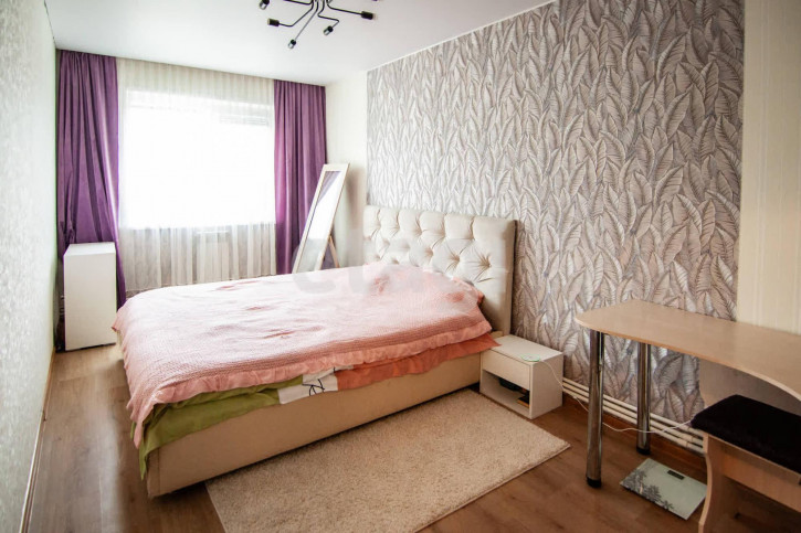 2-комн квартира Венеция мкр., 58