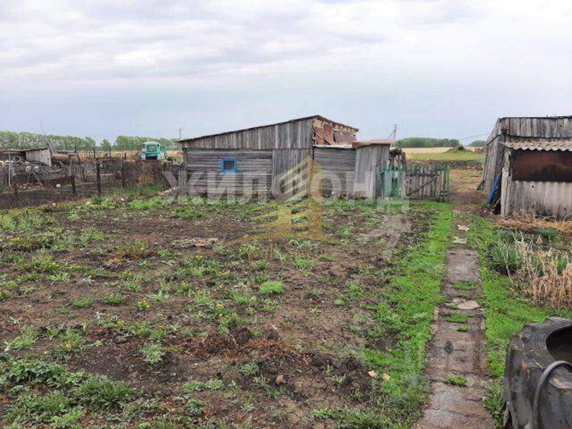 Купить дачу, дом, коттедж за 750 000 рублей на Центральная улица