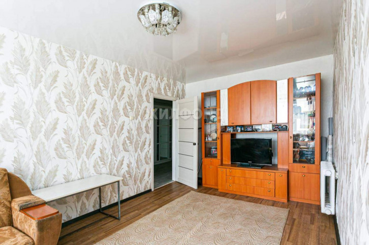 3-комн квартира Советской Армии проспект, д.53