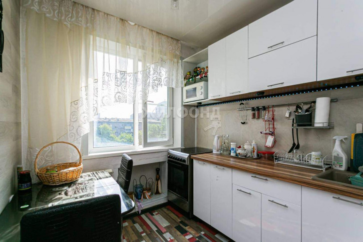 3-комн квартира Советской Армии проспект, д.53