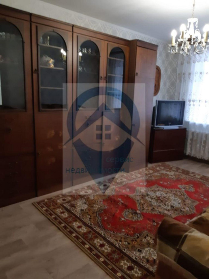 2-комн квартира Летчика Лазарева ул, 8