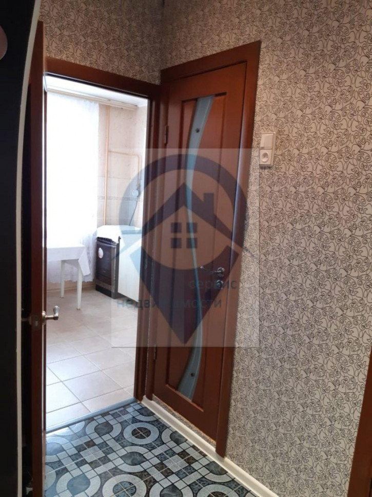 2-комн квартира Летчика Лазарева ул, 8