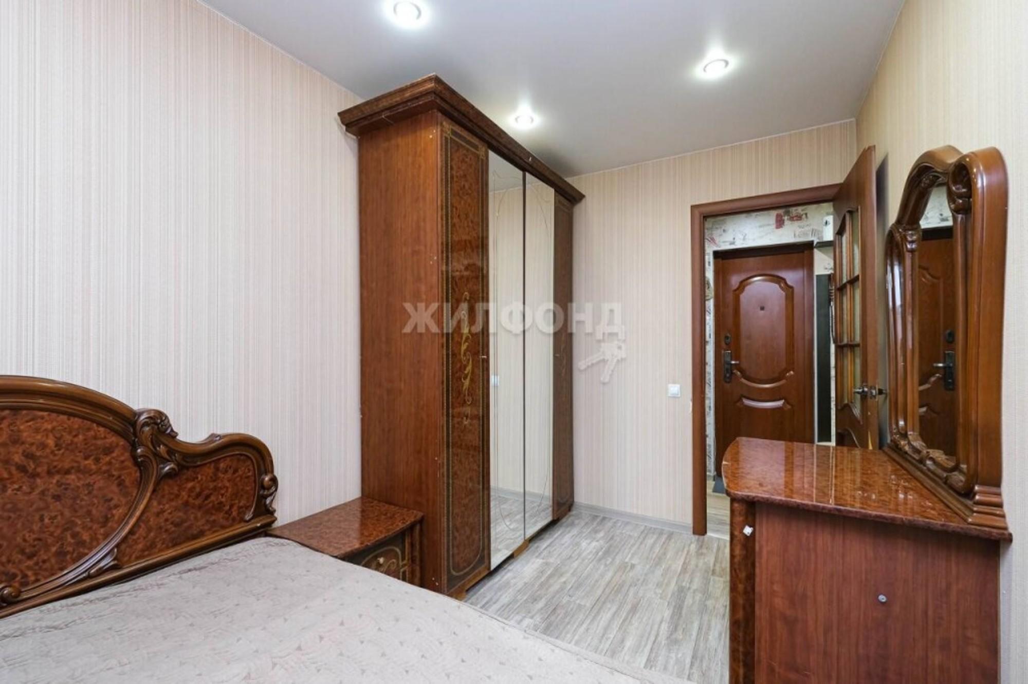 Купить квартиру за 5 488 000 рублей на Бориса Богаткова, 256