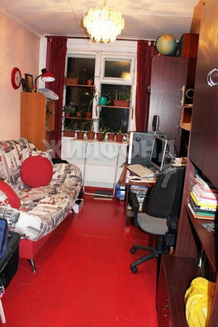 3-комн квартира Доватора, 33/3