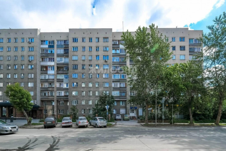 1-комн квартира Дмитрия Шамшурина, 10