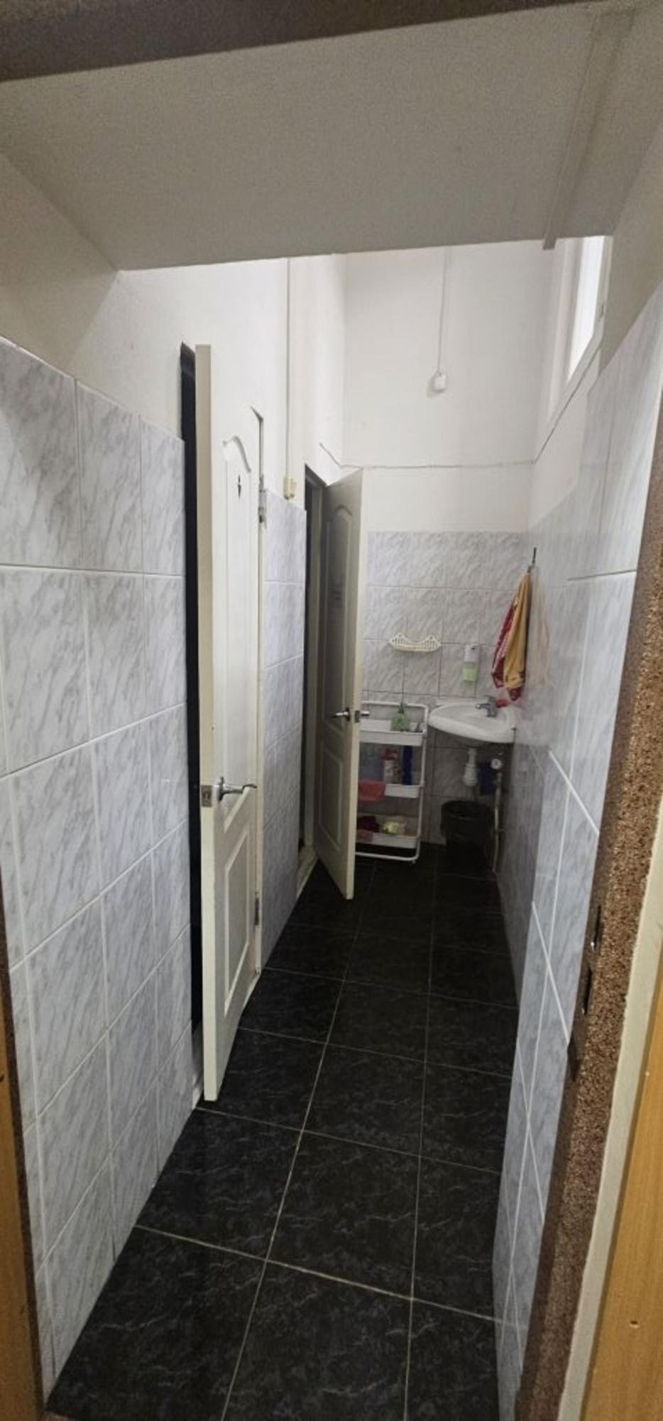 Купить офис, помещение под офис за 22 042 000 рублей на Октября пр-кт, 9