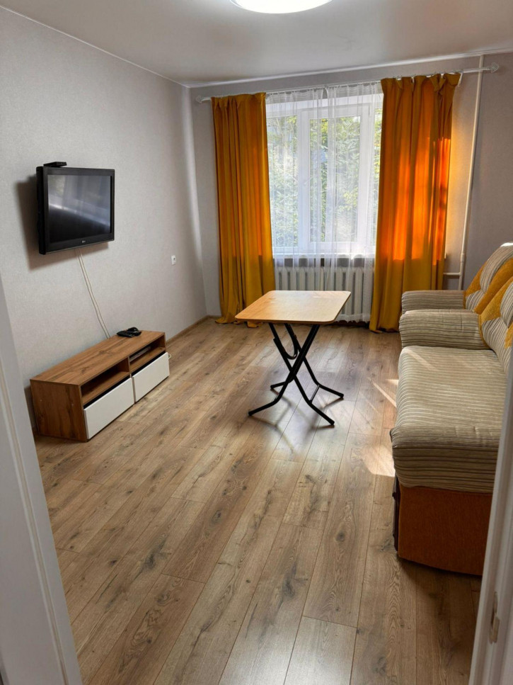 2-комн квартира Кечкеметская улица,87