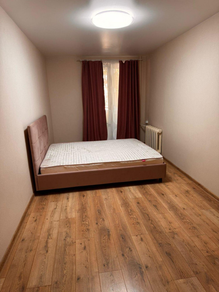 2-комн квартира Кечкеметская улица,87