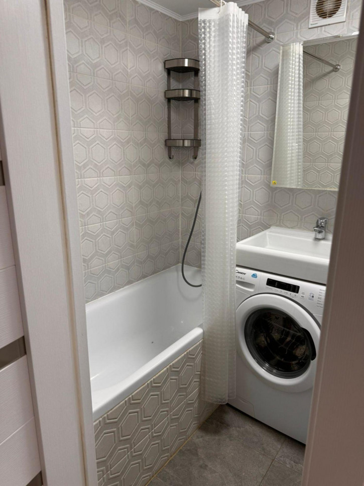 2-комн квартира Кечкеметская улица,87