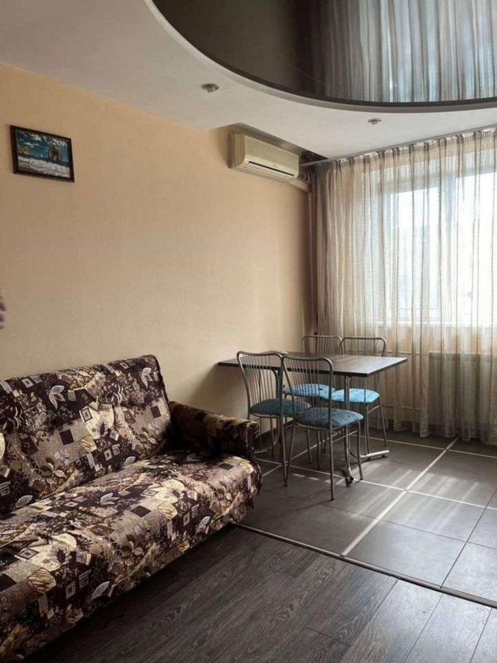 3-комн квартира Советской Армии улица, 235 3-комн квартира Советской Армии улица, 235
