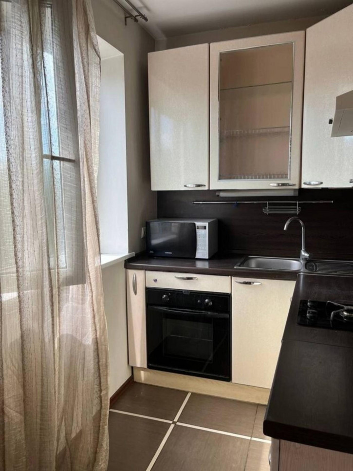 3-комн квартира Советской Армии улица, 235 3-комн квартира Советской Армии улица, 235