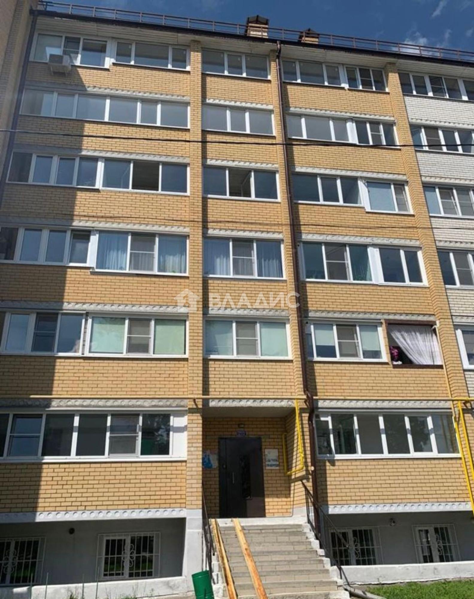 Купить квартиру за 10 850 000 рублей на Центральная улица