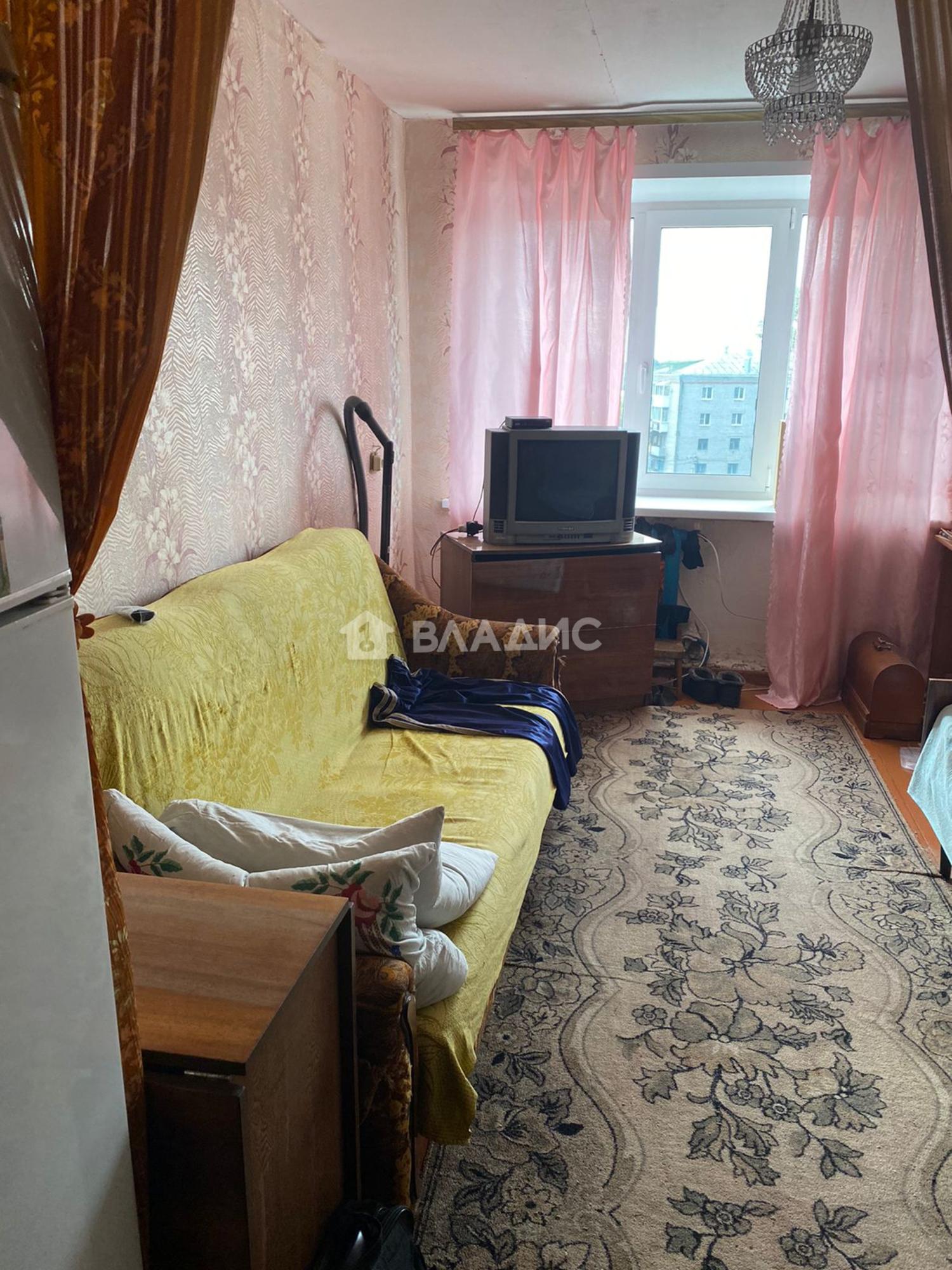 Купить комнату за 170 000 рублей на 2-я Народная улица