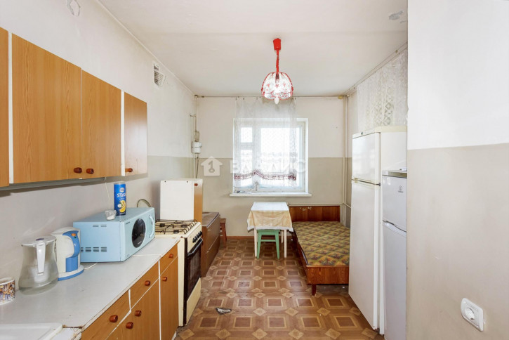 2-комн квартира улица Нижняя Дуброва