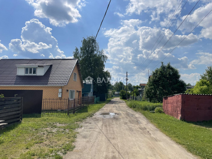 Земельный участок