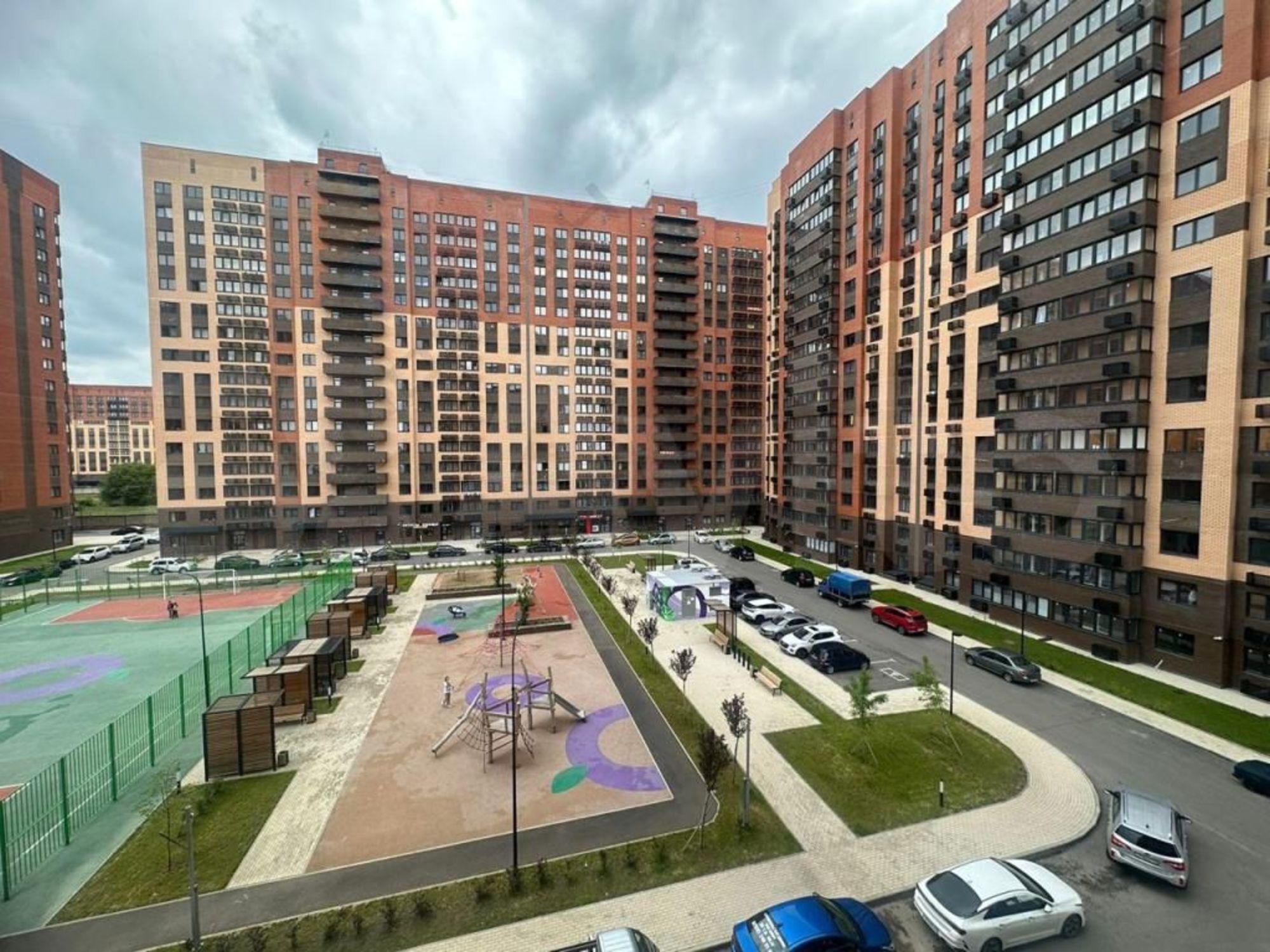 Купить квартиру за 3 800 000 рублей на Владимира Жириновского ул, 1