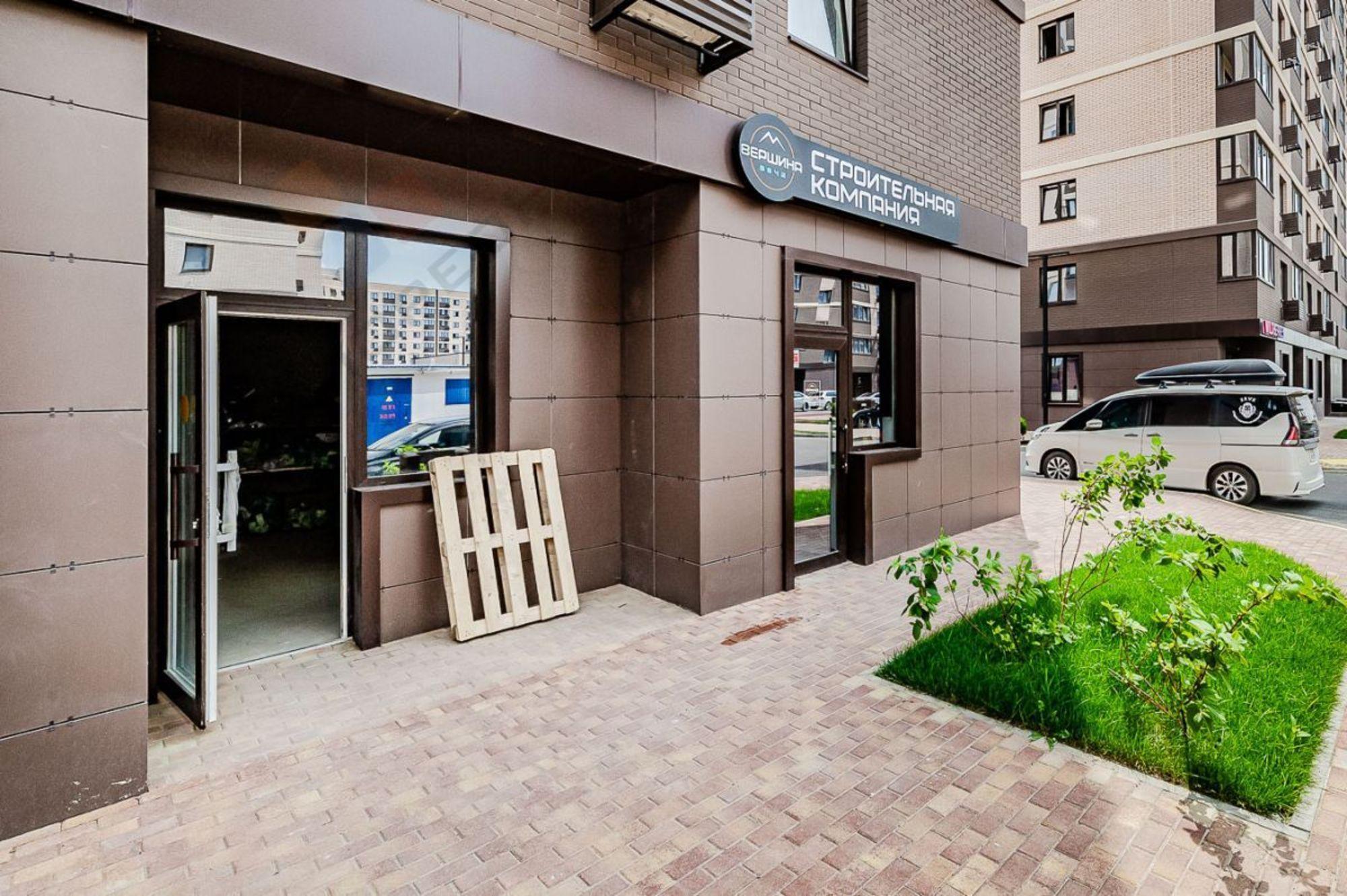 Купить помещение свободного назначения за 20 900 000 рублей на Скандинавская ул, 1к6
