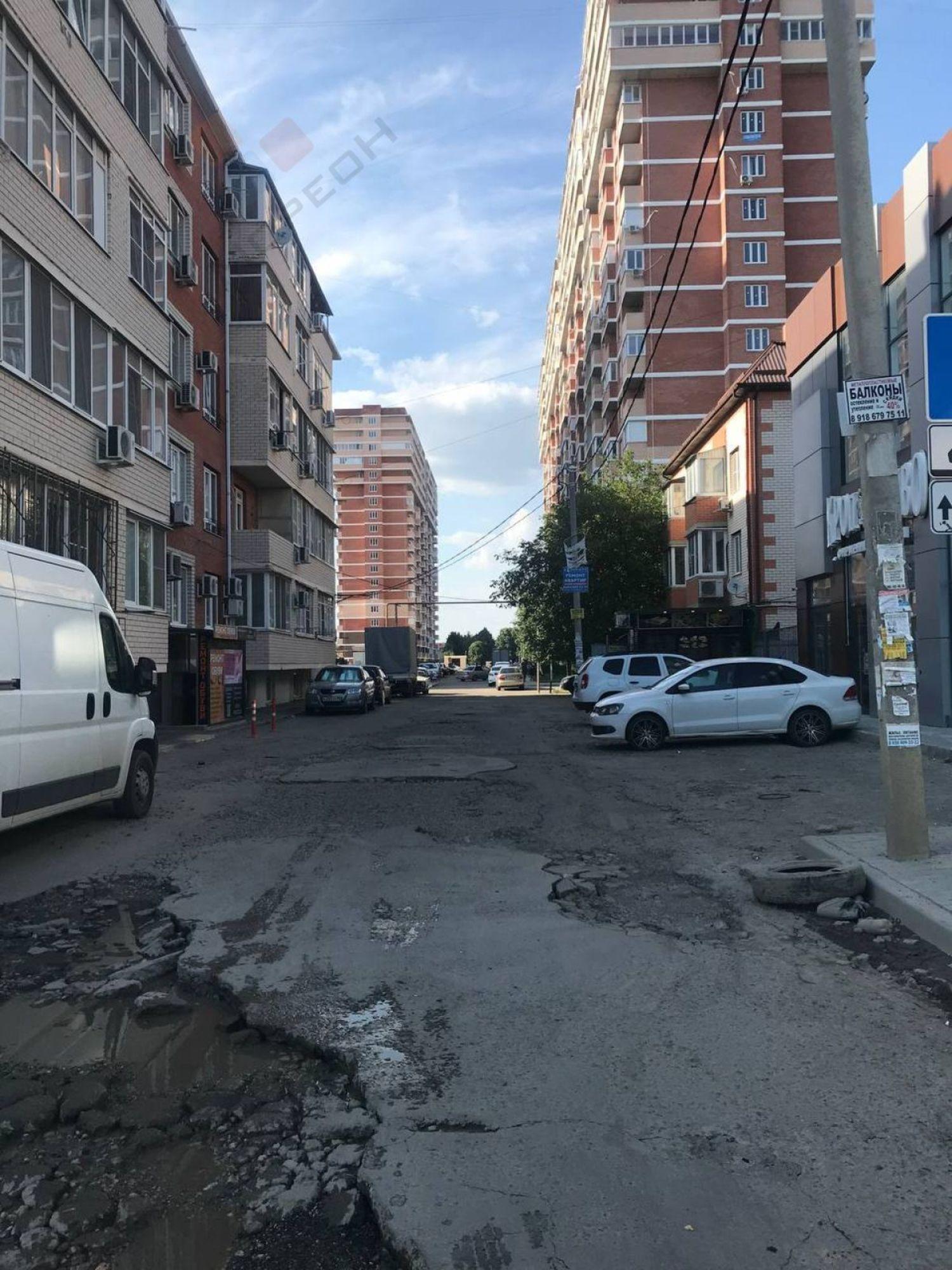 Купить помещение свободного назначения за 6 900 000 рублей на Ленинский пер, 6