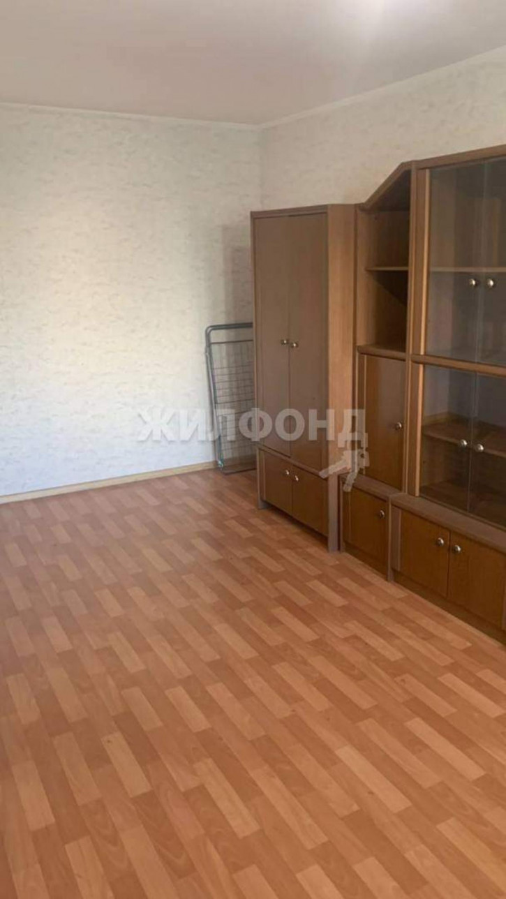 2-комн квартира Шахтеров проспект, д.14