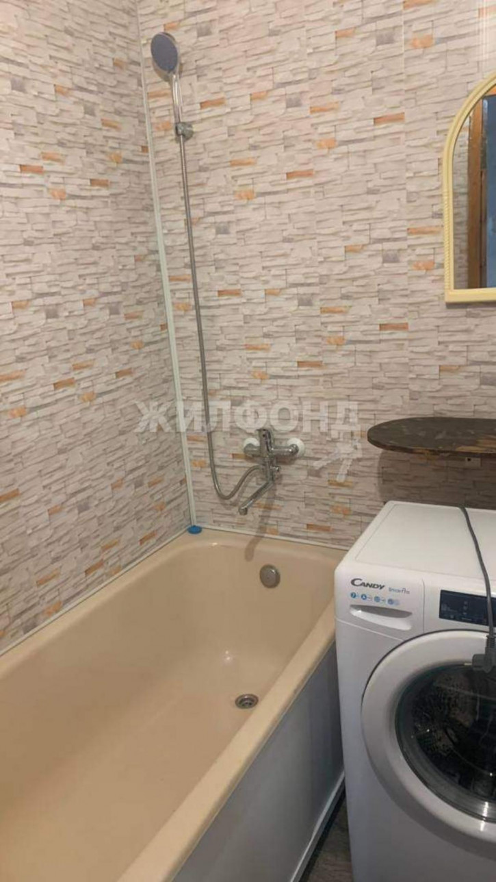2-комн квартира Шахтеров проспект, д.14