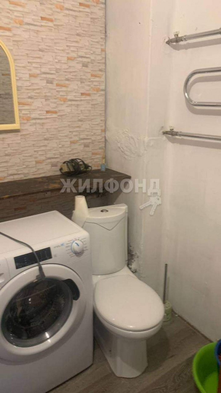 2-комн квартира Шахтеров проспект, д.14