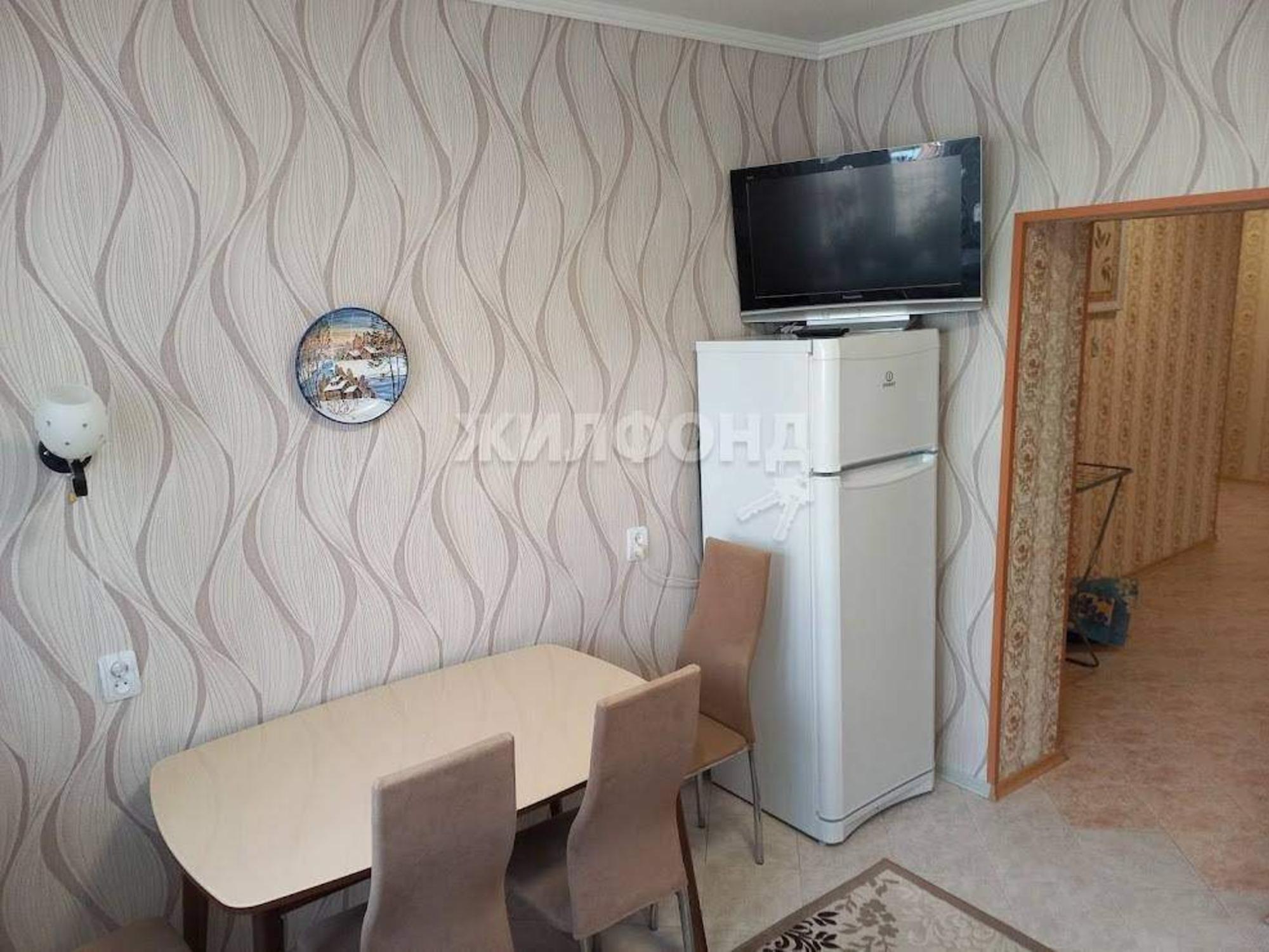 Купить квартиру за 7 750 000 рублей на Учительская улица, д.8/1