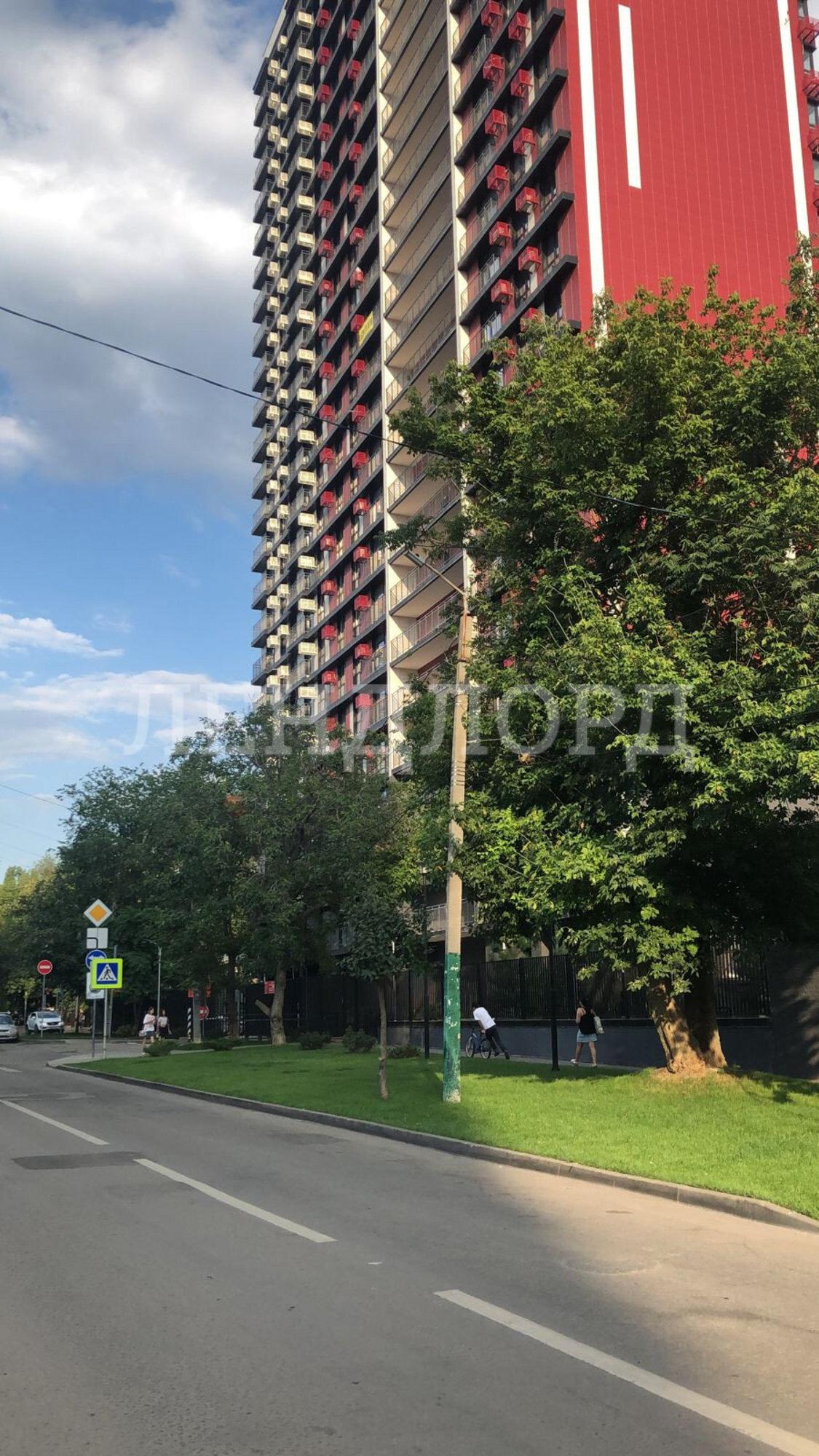 Купить студию за 5 850 000 рублей на проспект Соколова, 68