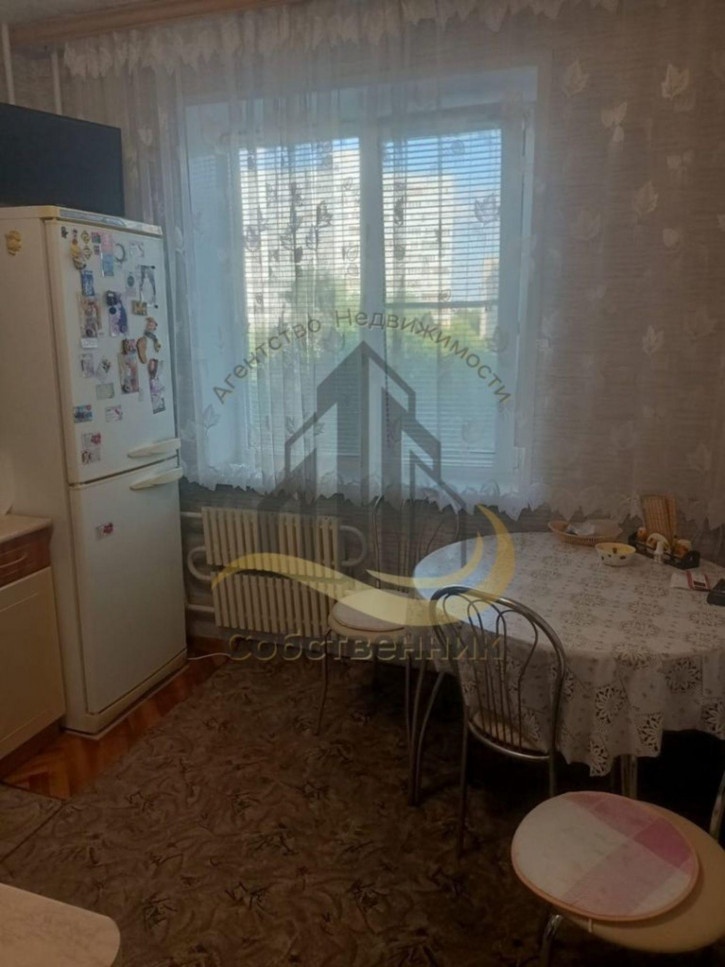 2-комн квартира 9 Января ул, 280