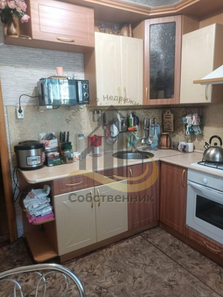 2-комн квартира 9 Января ул, 280