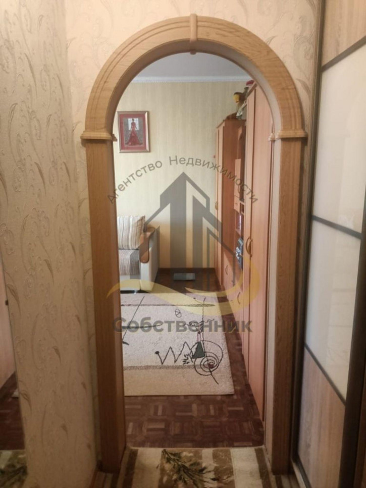 2-комн квартира 9 Января ул, 280