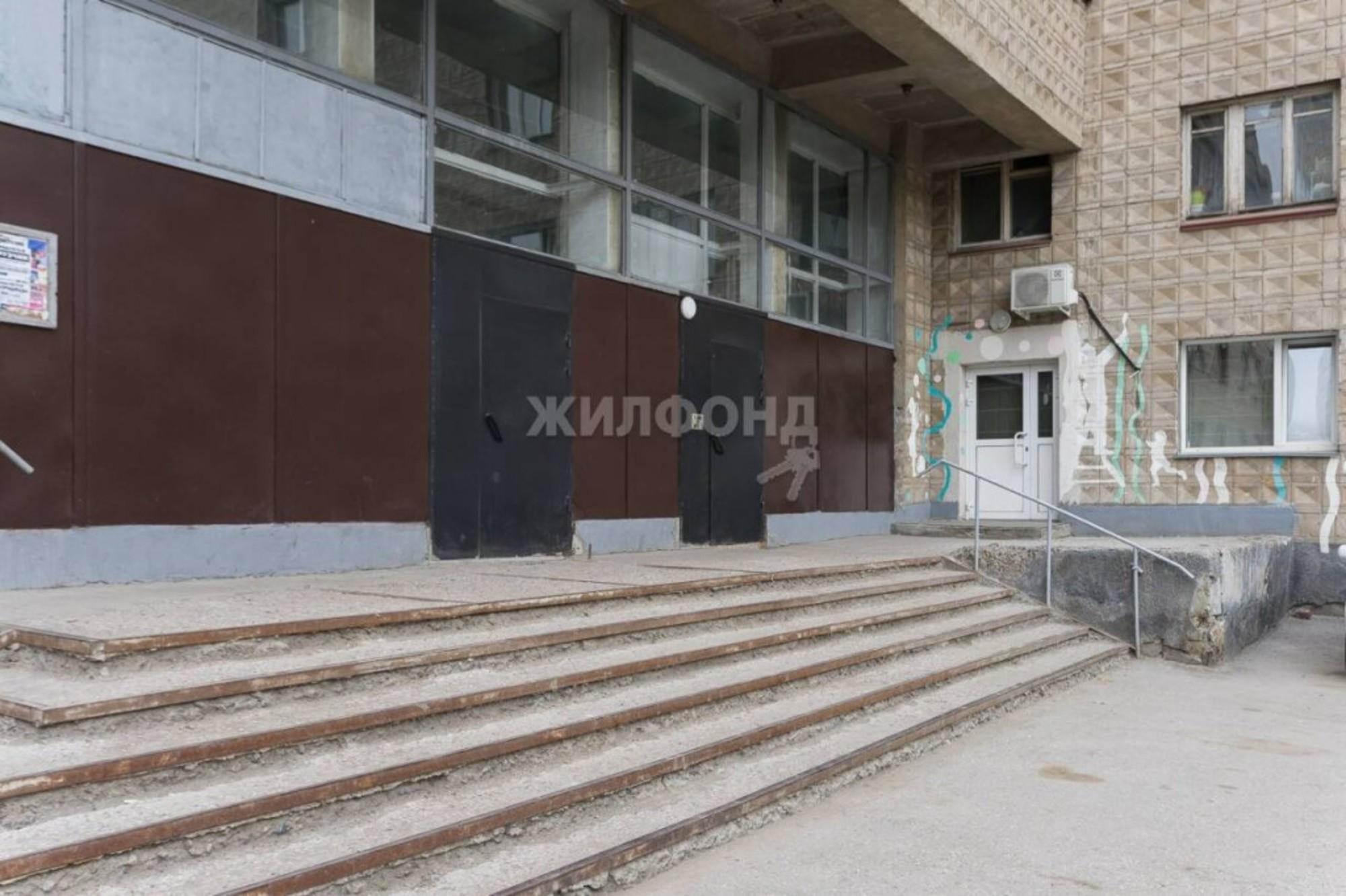 Купить квартиру за 2 600 000 рублей на Сибиряков-Гвардейцев, 44/5