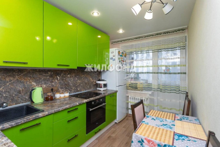 2-комн квартира Магистральная, 31