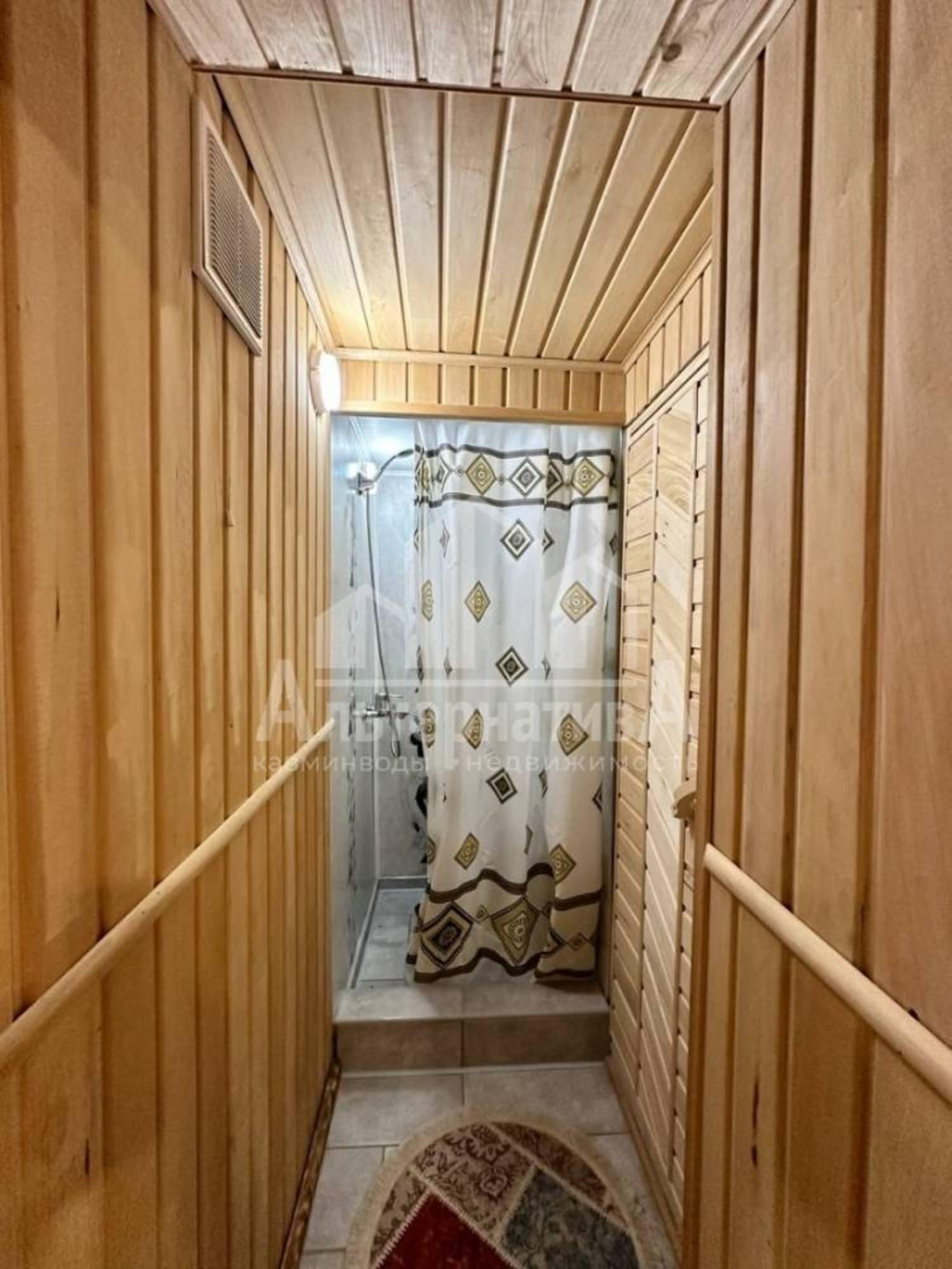Купить дачу, дом, коттедж за 18 800 000 рублей на Павших героев ул.