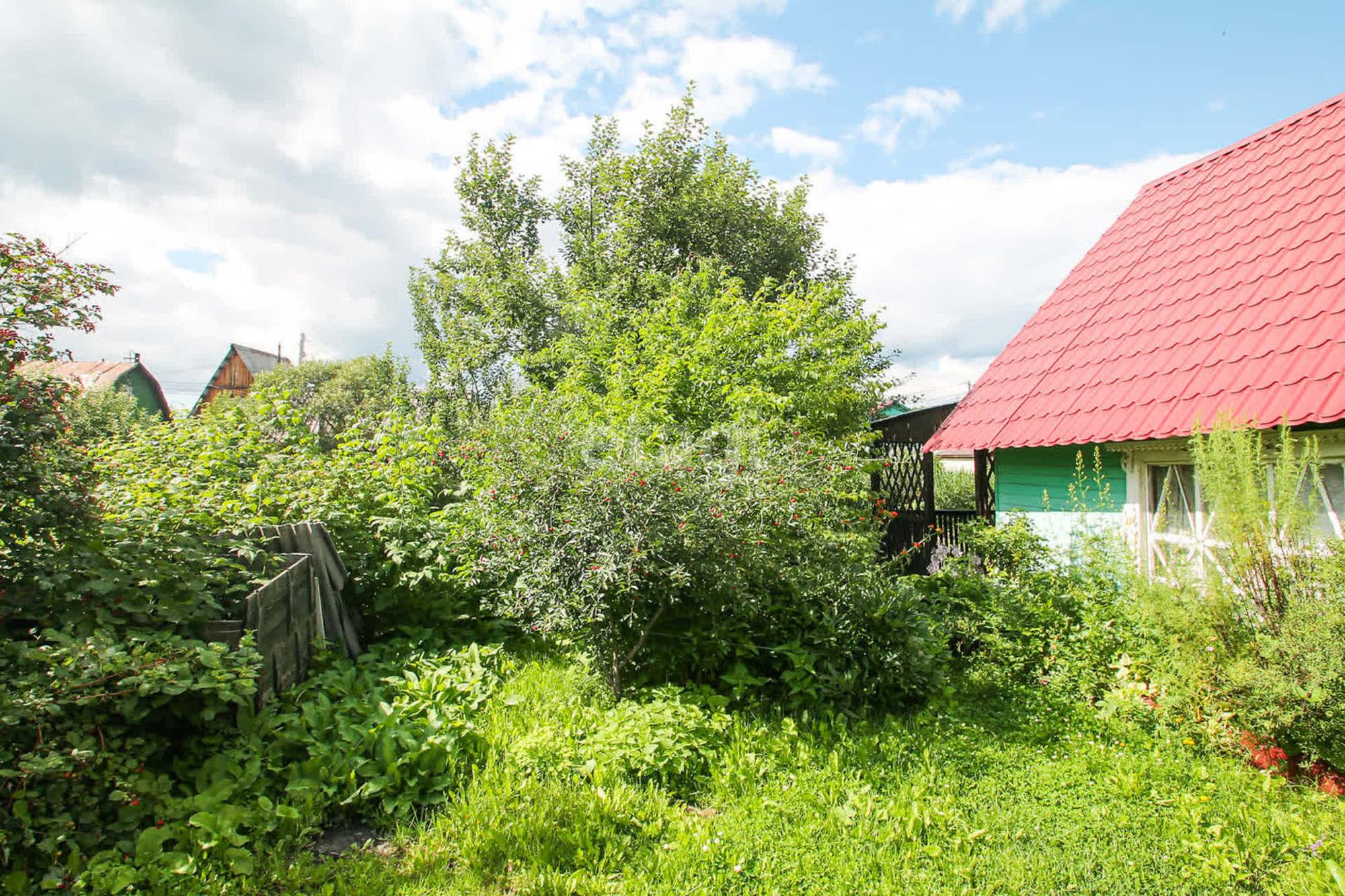 Купить дачу, дом, коттедж за 2 100 000 рублей на СНТ Управление Коммунальных Предприятий, 175