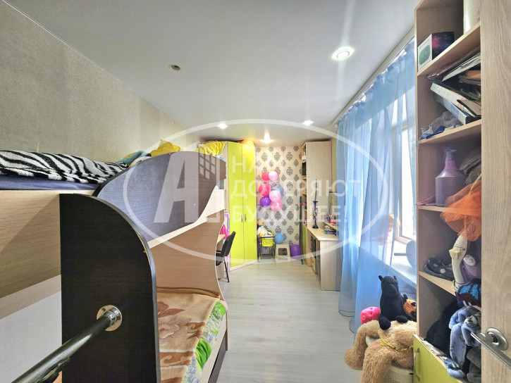 3-комн квартира улица Мира, 20