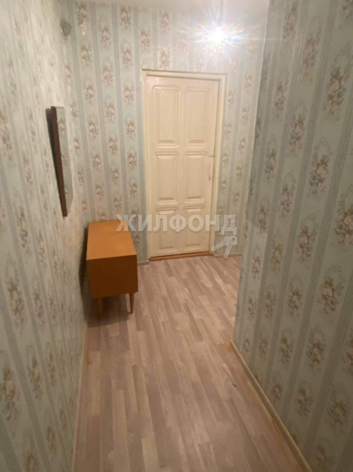 1-комн квартира 11 микрорайон, д.48 1-комн квартира 11 микрорайон, д.48