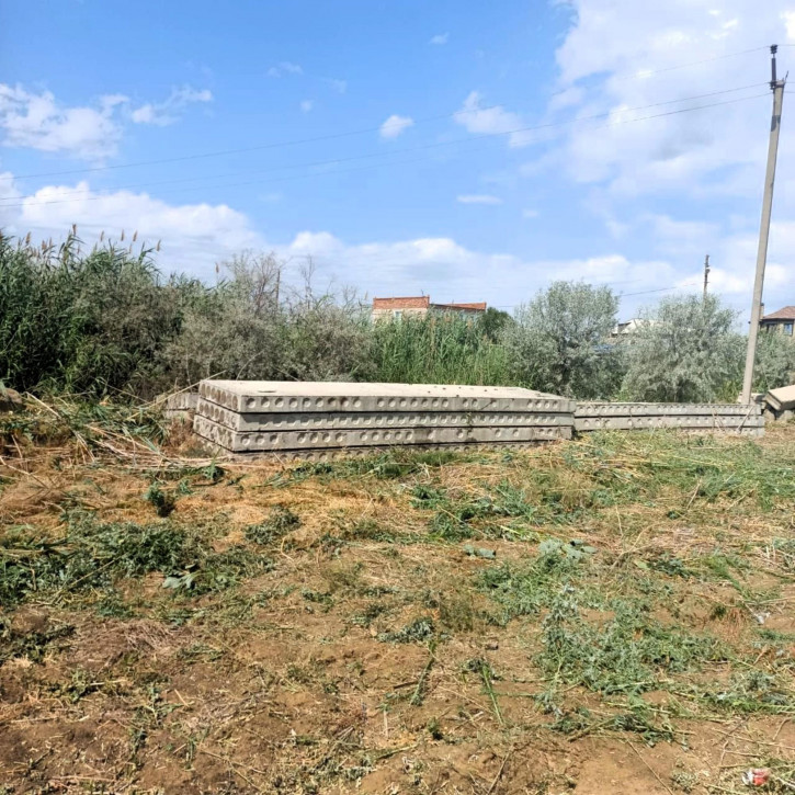 Земельный участок Астраханская область, Приволжский район, с. Три Протока ул. Фрунзе д. 27А Земельный участок Астраханская область, Приволжский район, с. Три Протока ул. Фрунзе д. 27А