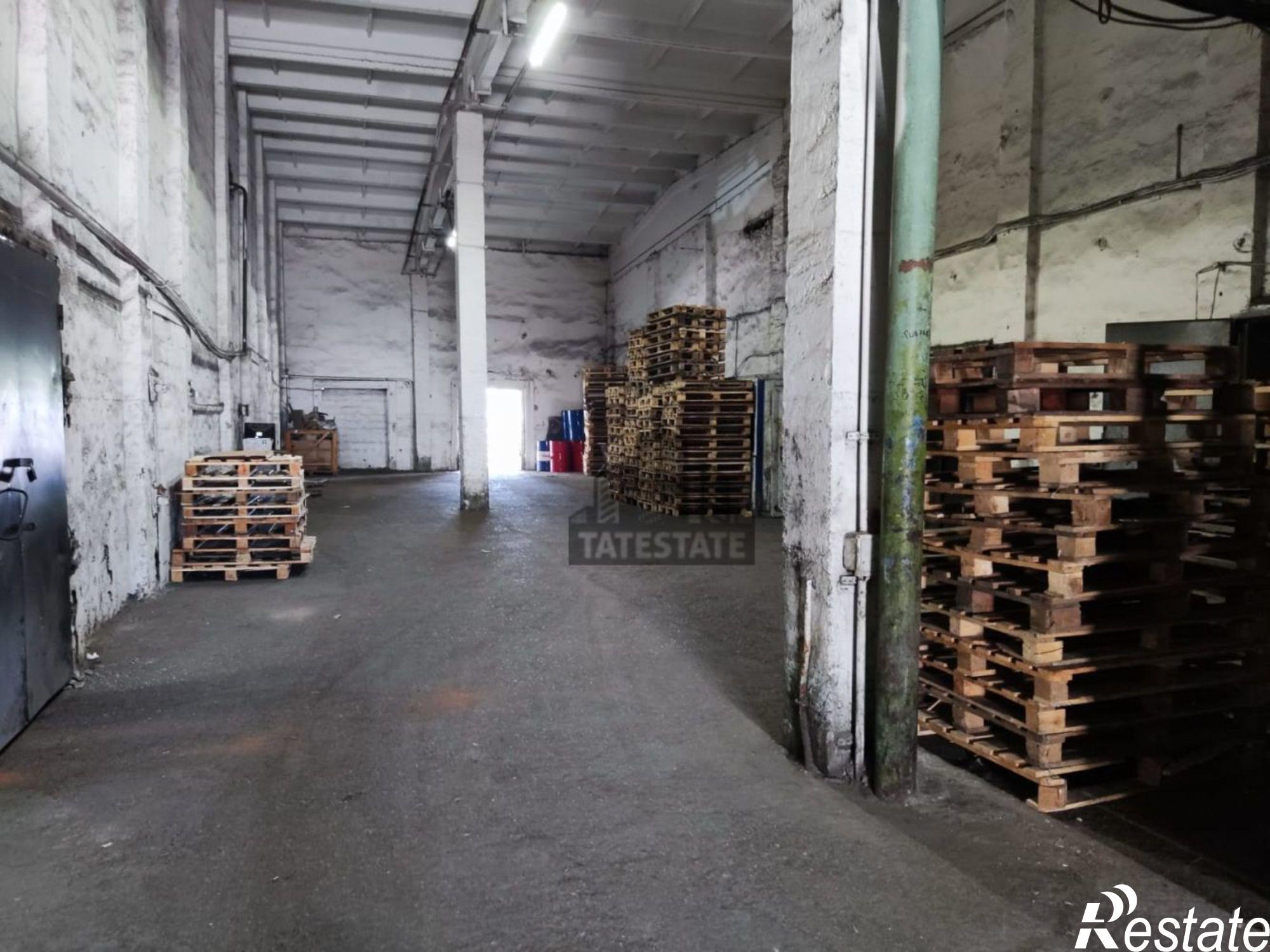Сдать складское помещение за 180 000 рублей на улица Рахимова, 2Г