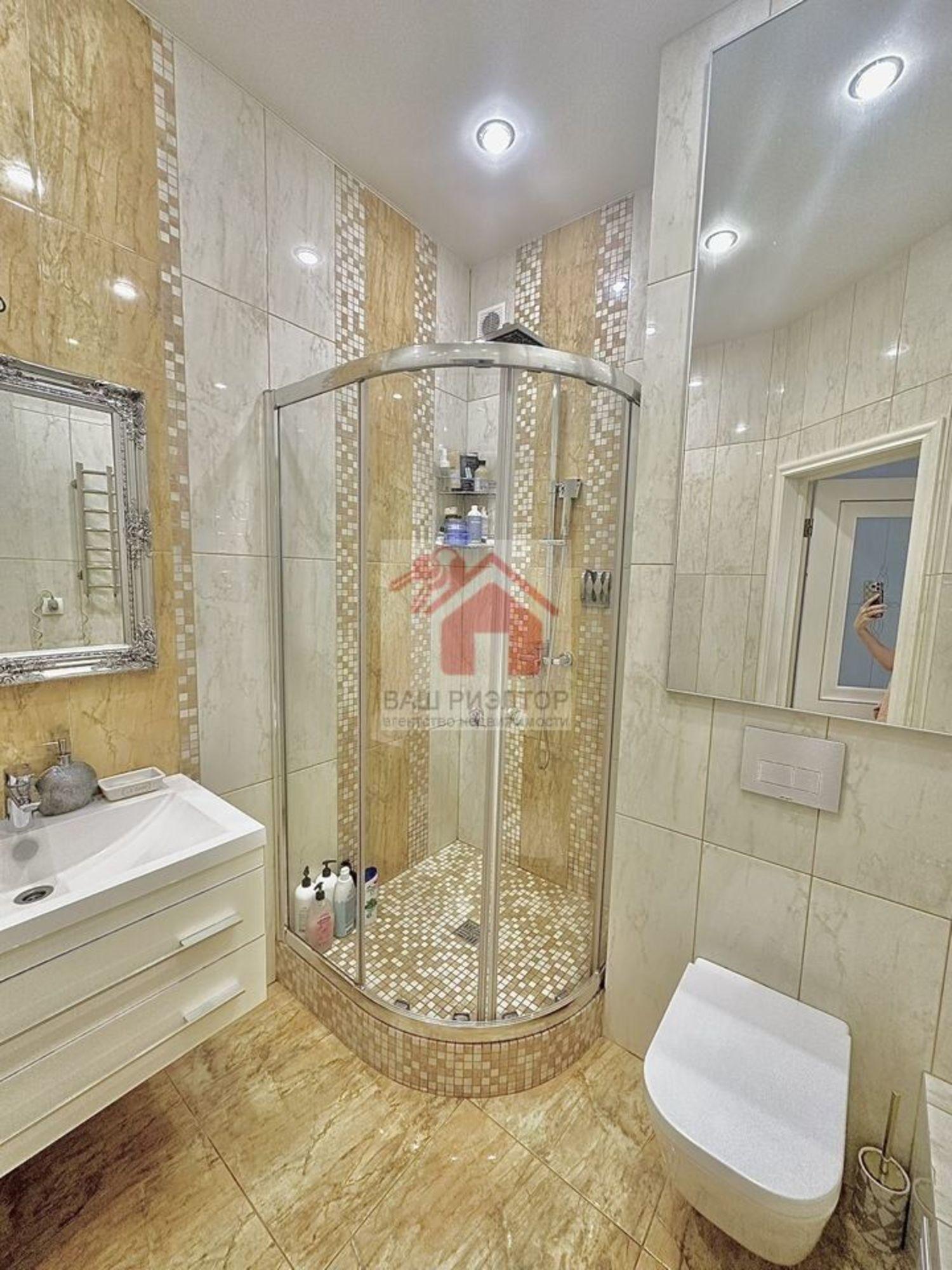 Купить дачу, дом, коттедж за 18 500 000 рублей на Зарайская улица, 39